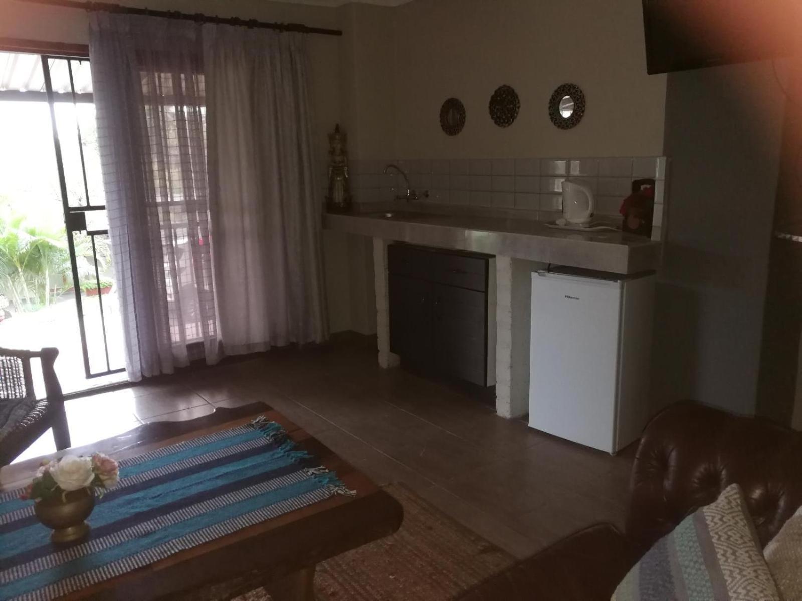 Meerkat Manor Коматіпурт Номер фото